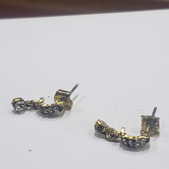 Earings - Picture 5 of 6